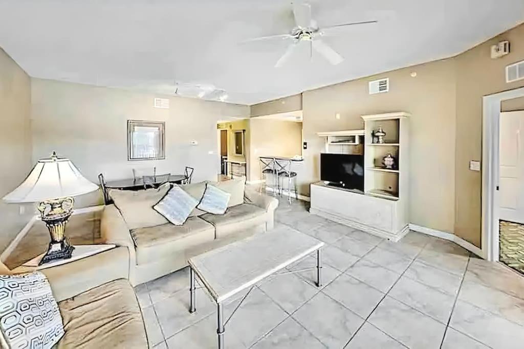 Entire Rental 3-Br Minutes From Disney X8 Hot Tub Apartment 2204 Orlando Luaran gambar