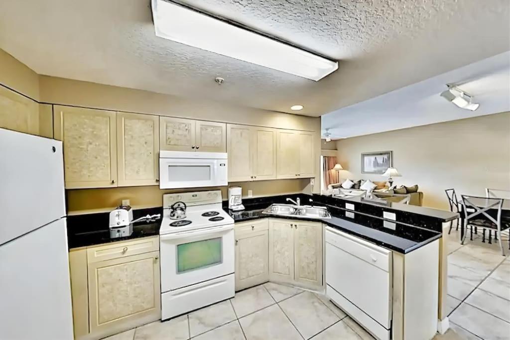 Entire Rental 3-Br Minutes From Disney X8 Hot Tub Apartment 2204 Orlando Luaran gambar